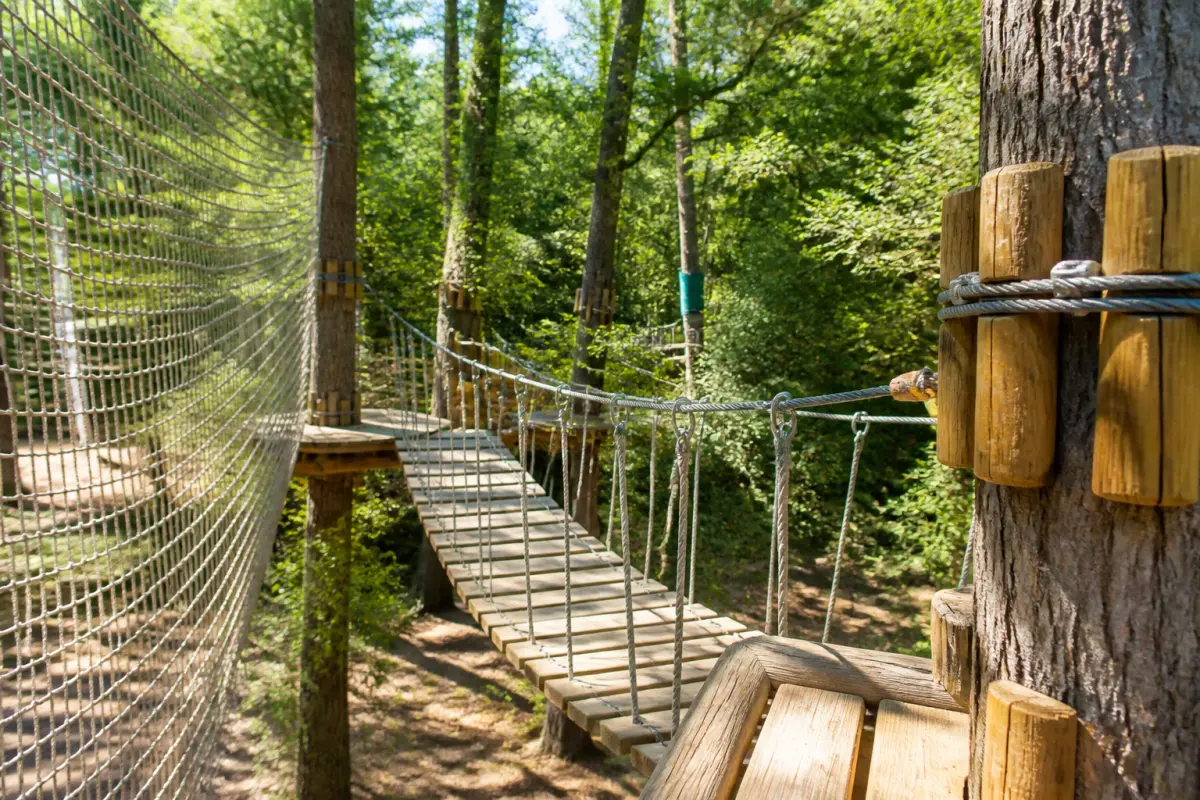 Photo d'illustration : Parcours Acrobatique en Hauteur/Site d'accrobranche