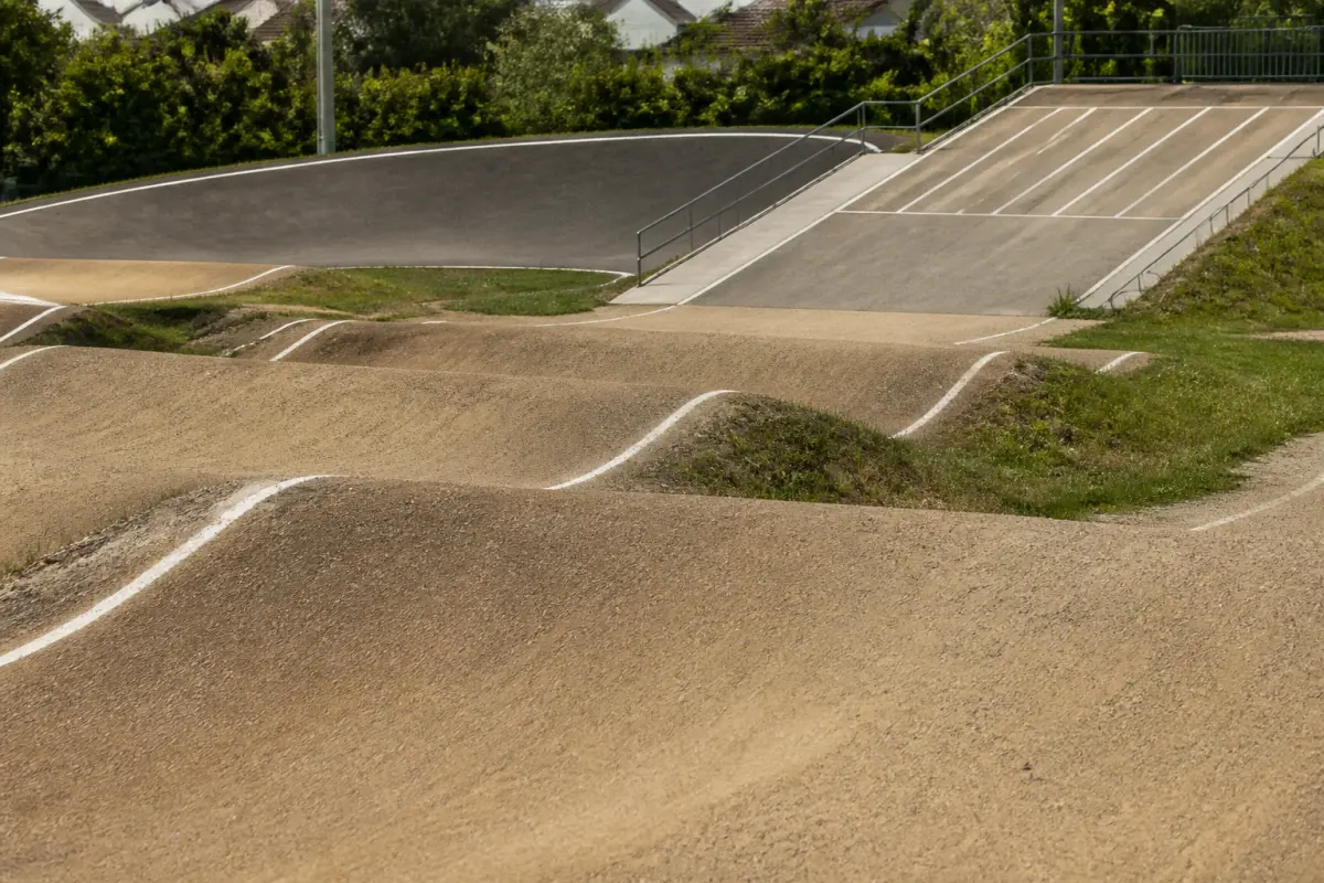 Photo d'illustration : Piste de bicross