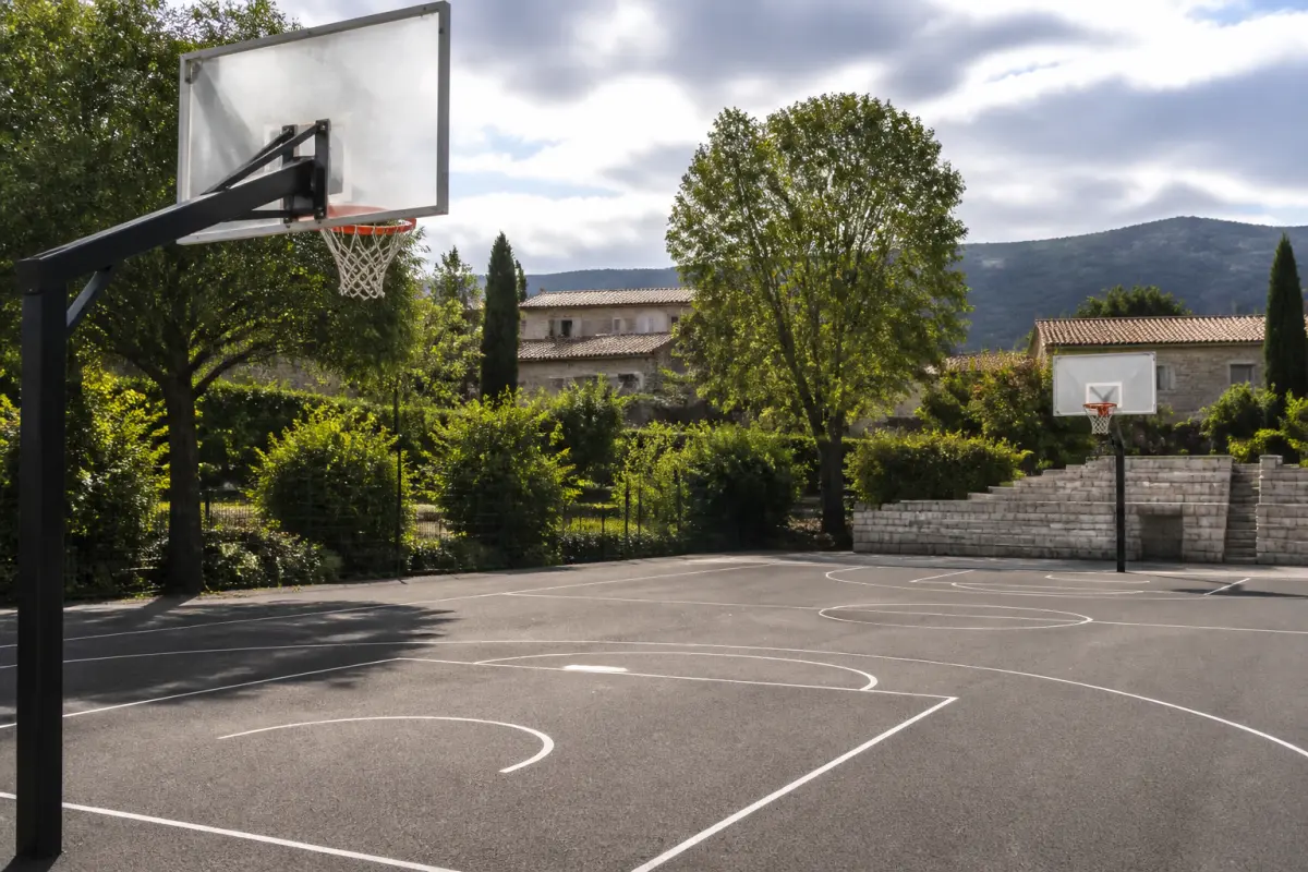 Photo d'illustration : Terrain de basket-ball