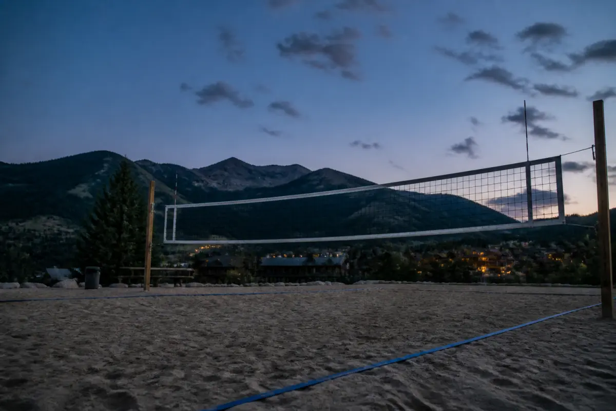 Photo d'illustration : Terrain de volley-ball