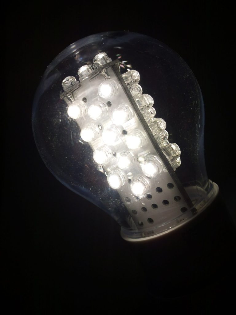 Comment réduire sa facture d’électricité sans gros travaux