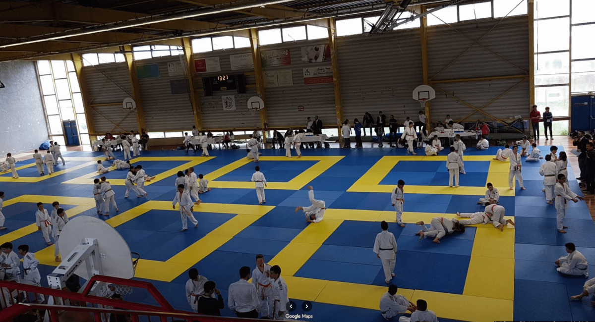 Entrainement de Judo au gymnase COSEC Maurice Piot à Vitrolles