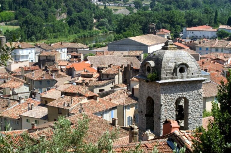 Anduze tourisme : escapade nature et découvertes au cœur des Cévennes