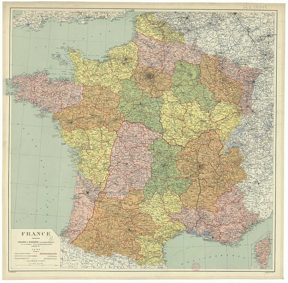 Carte des régions de France en vue administrative claire
