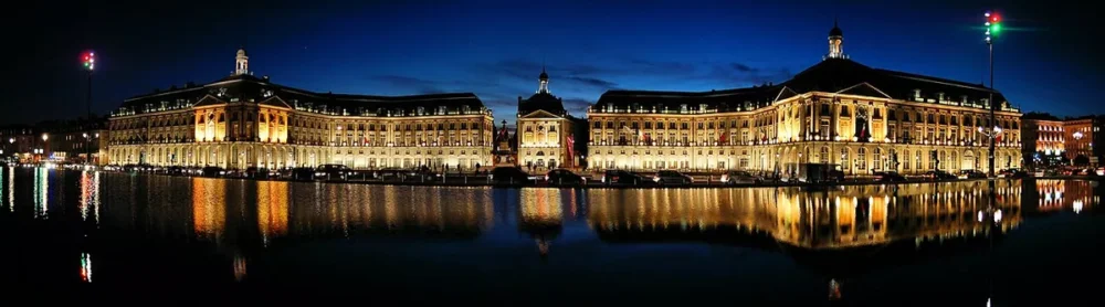 Place de la Bourse à Bordeaux sur la carte de France des régions et grandes villes