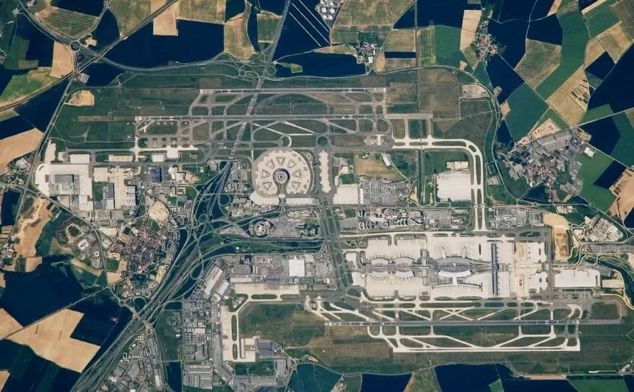 Aéroport Paris-Charles-de-Gaulle, une destination clé des transports à Sarcelles