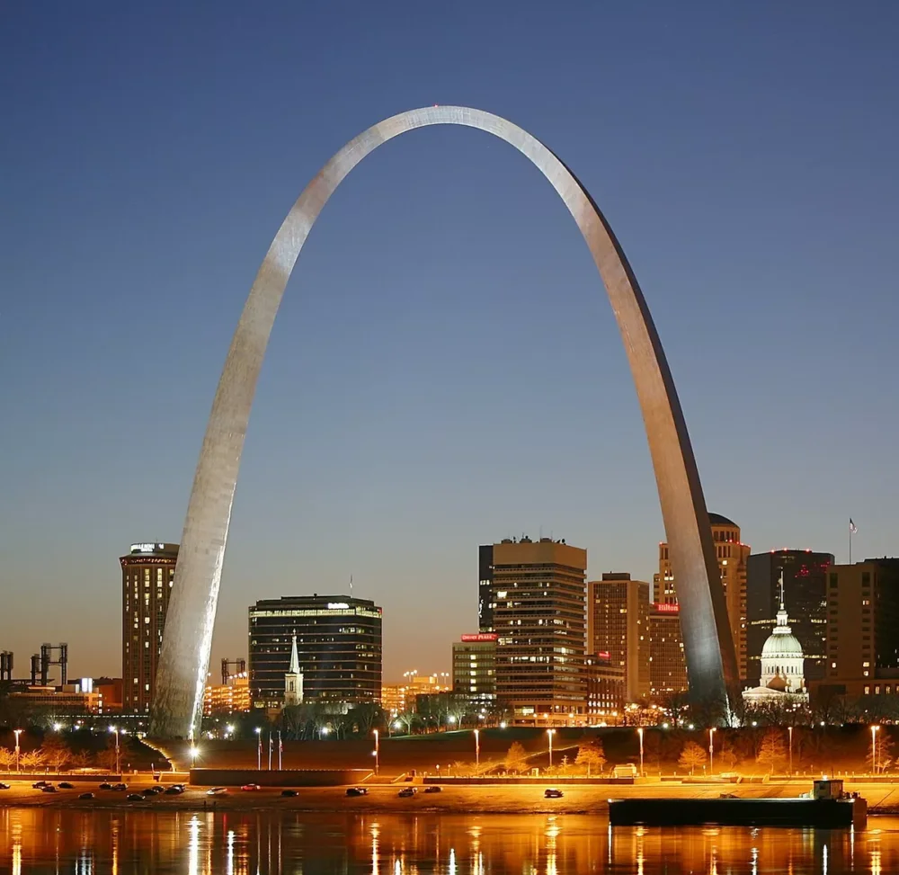 Gateway Arch monument emblématique et attractions de Saint-Louis Missouri