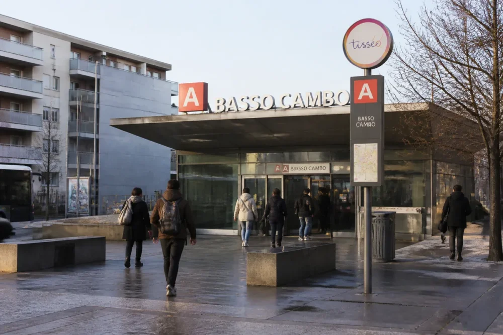 Station Basso Cambo et accès à la ligne A du métro toulousain