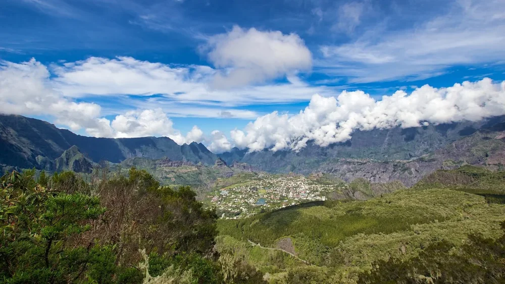 Cirque de Cilaos routes de montagne et reliefs de La Réunion